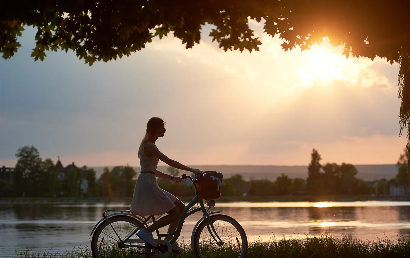 Cycling on Lake Pamvotis